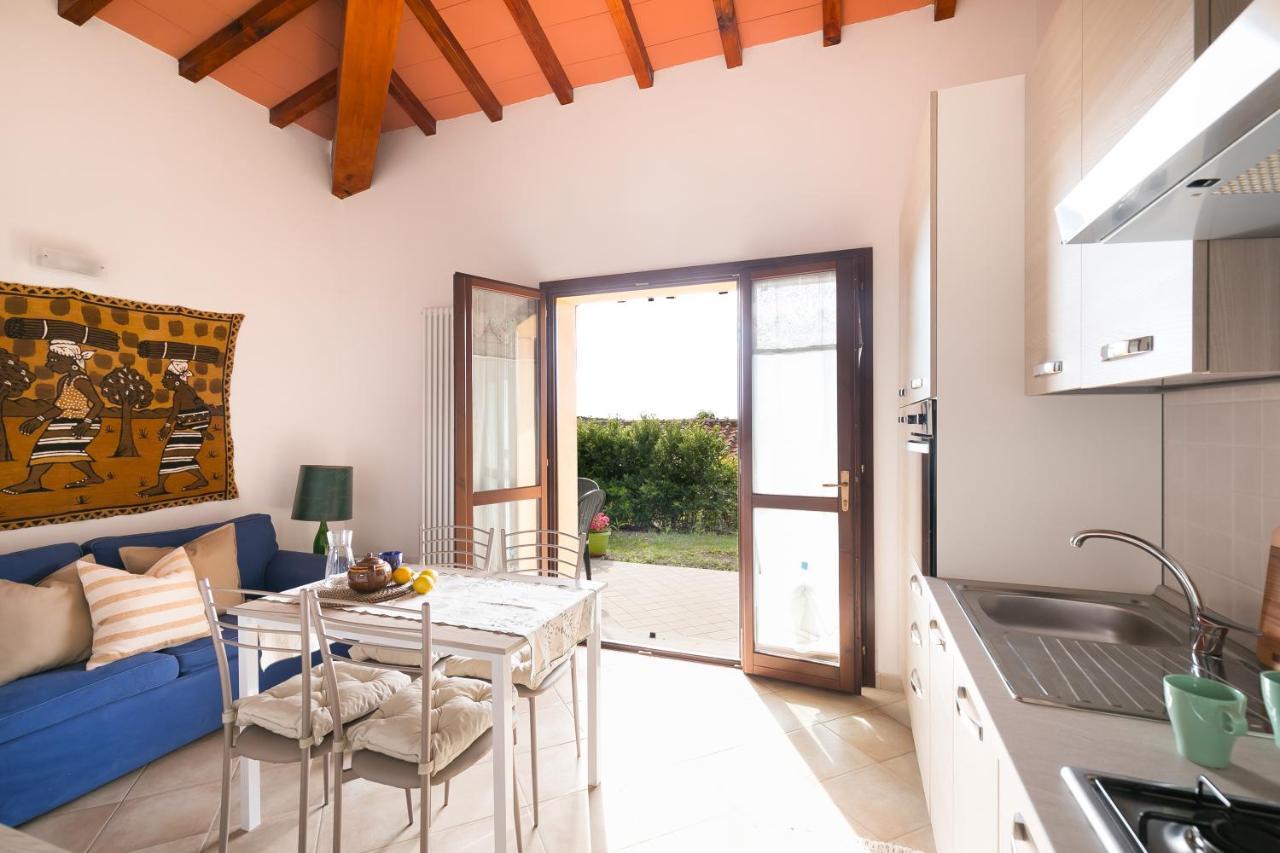 Noi 2 Vacanze - Il Nido Di Gina Contignano Exterior photo