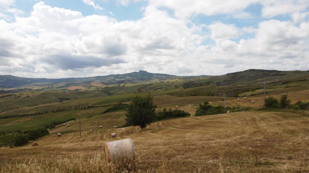 Noi 2 Vacanze - Il Nido Di Gina Contignano Exterior photo