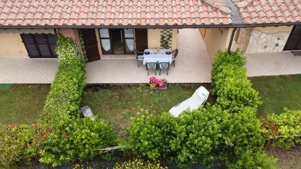 Noi 2 Vacanze - Il Nido Di Gina Contignano Exterior photo