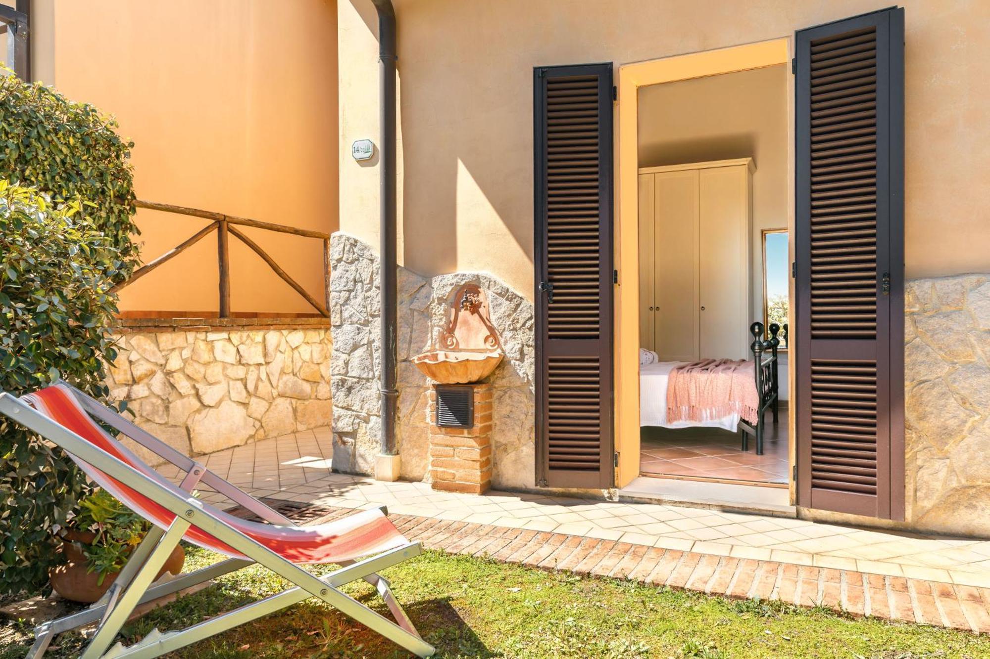 Noi 2 Vacanze - Il Nido Di Gina Contignano Exterior photo