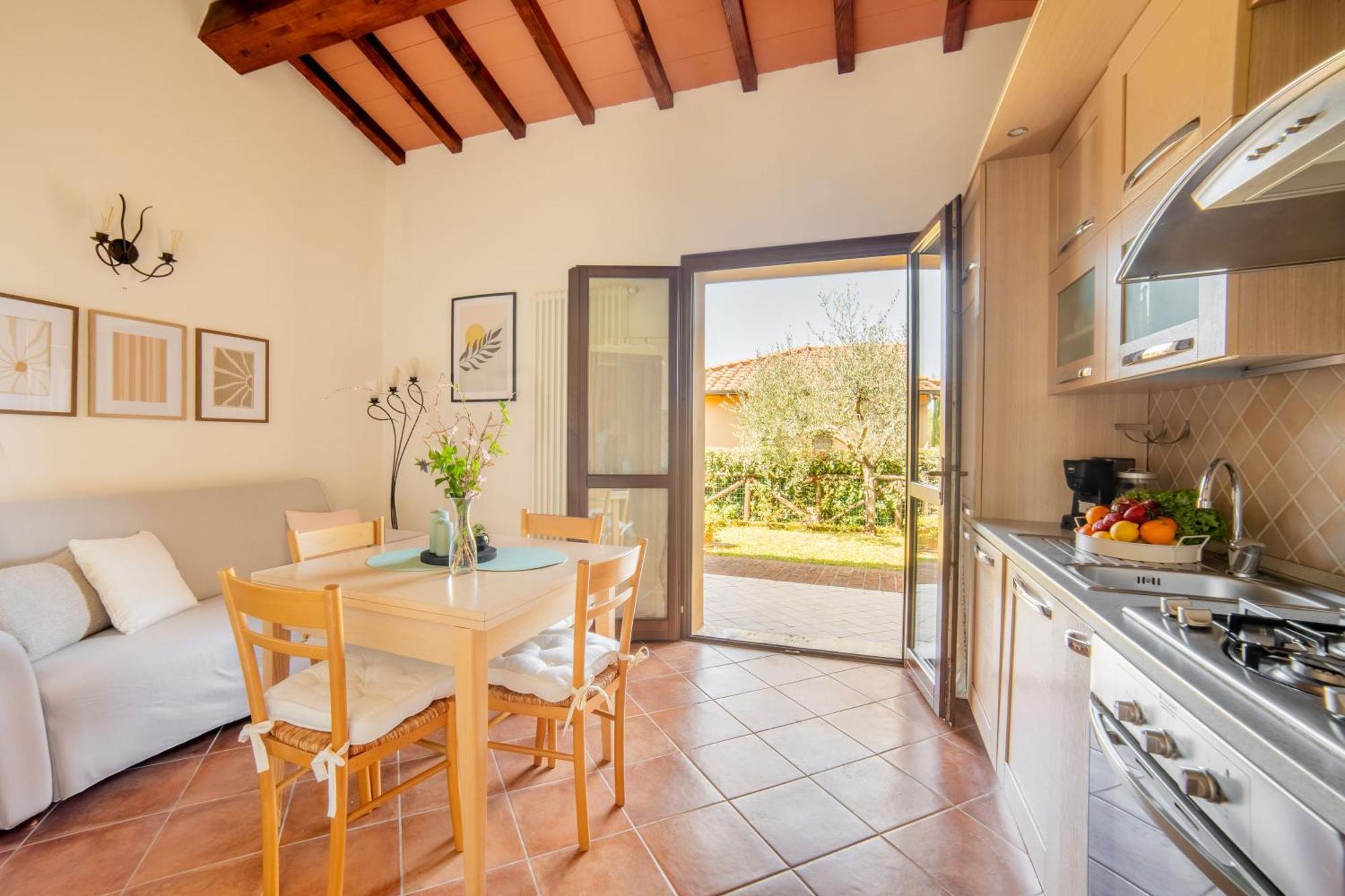 Noi 2 Vacanze - Il Nido Di Gina Contignano Exterior photo